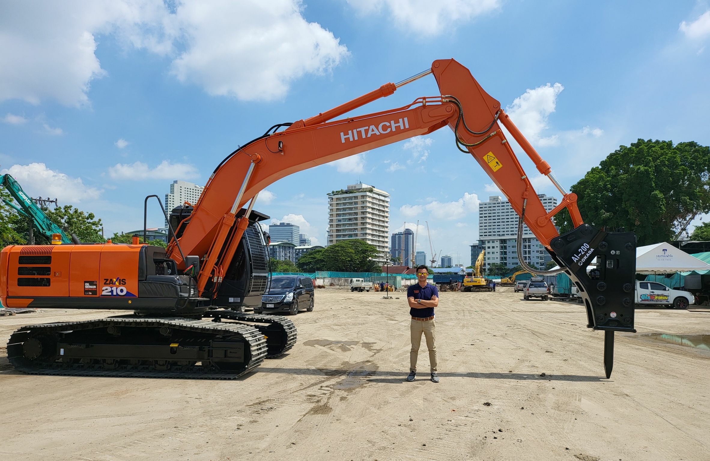 HITACHI ZAXIS 210-6G